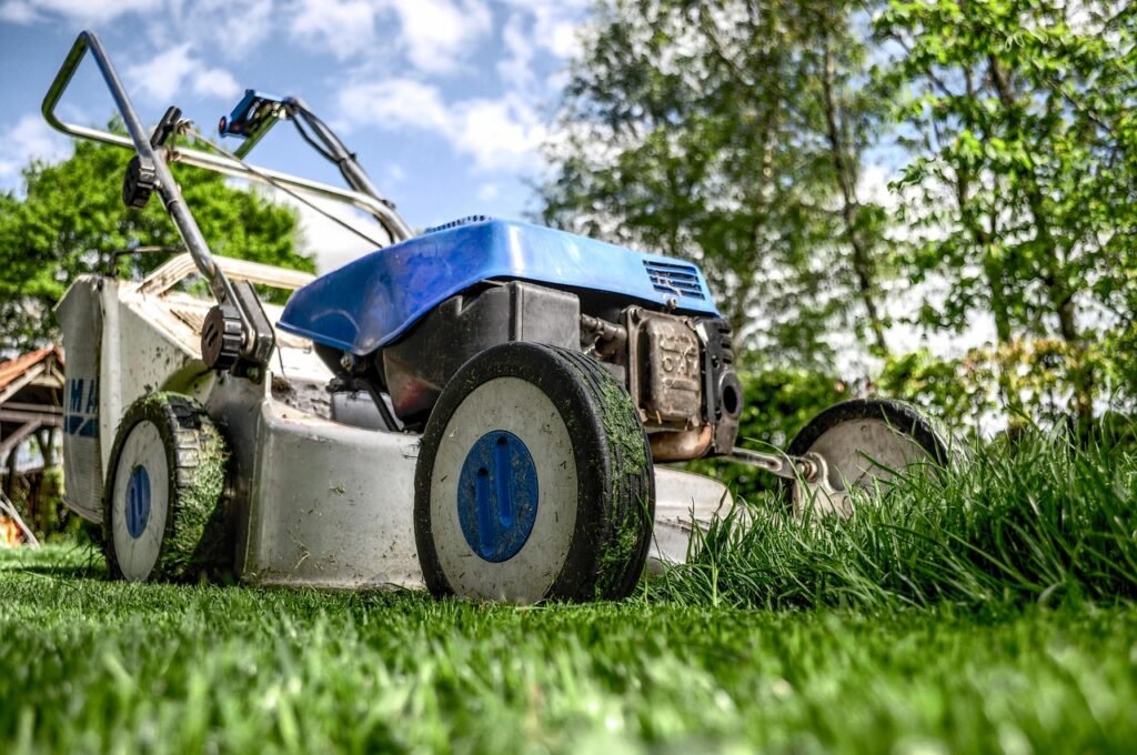 lawn mower, grass, garden, front yard, gardening, lawn-mower chassis, lawn, cutting, gardener, equipment, machine, nature, backyard, mower, maintenance, yard